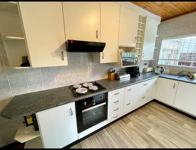 3 BEDROOM HOUSE FOR SALE IN KENMARE